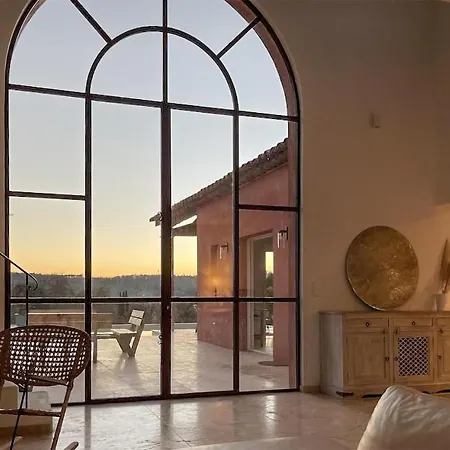 Amazing In With Swimming Pool Holiday home *